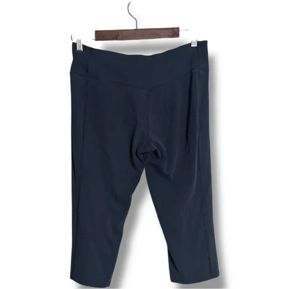 Nike Black Dri Fit Wide-Leg Capri Yoga Workout Pants - Picture 6 of 11